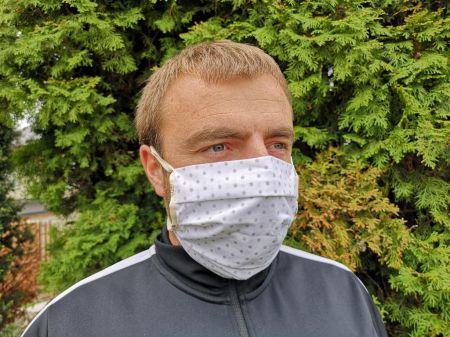 T-tomi Látková respirační rouška dvouvrstvá pro dospělé Bílá + šedý puntík