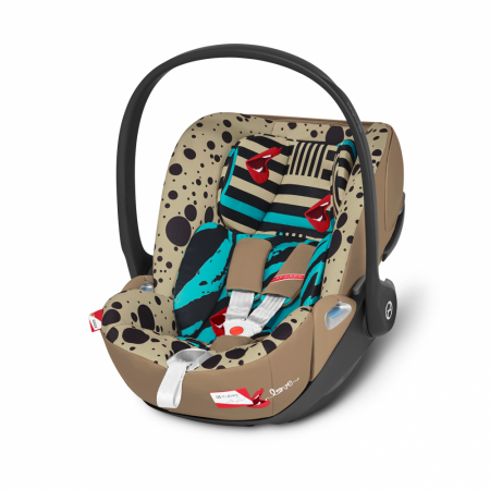 Autosedačka Cybex CLOUD Z I-size - limitovaná kolekce  ONE LOVE BY KAROLINA KURKOVA 2022