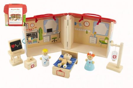 Teddies Domeček dřevěná nemocnice s doplňky 10 ks ve fólii 18x19x18cm