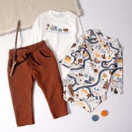 K-Baby 3-dílná sada, 2x body dl. rukáv, tepláčky - Train, bílá/hnědá, vel. 80, 80 (9-12m)