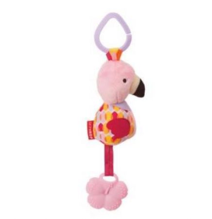 SKIPHOP SKIP HOP Hračka na C kroužku Bandana Buddies Malý plameňák 0m+