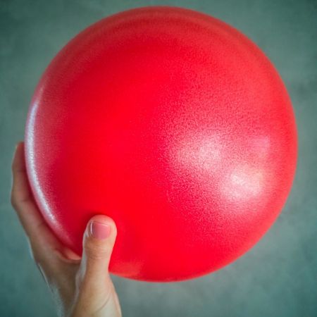beUnik Pilates Overball - červený