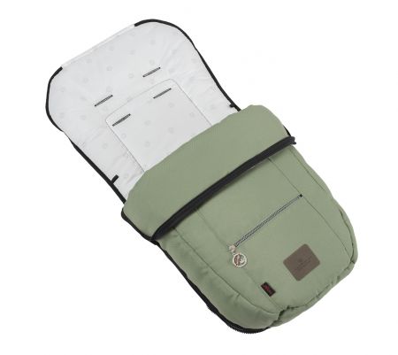 Hartan Fusak So-Wi bellybutton 2022